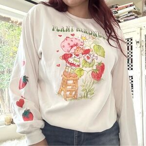 strawberry shortcake sweatshirt
